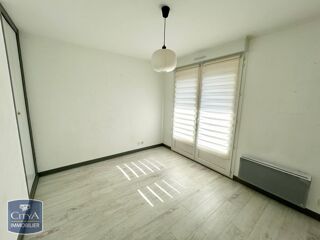  Appartement à louer 3 pièces 50 m²