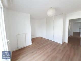  Appartement à louer 3 pièces 63 m²