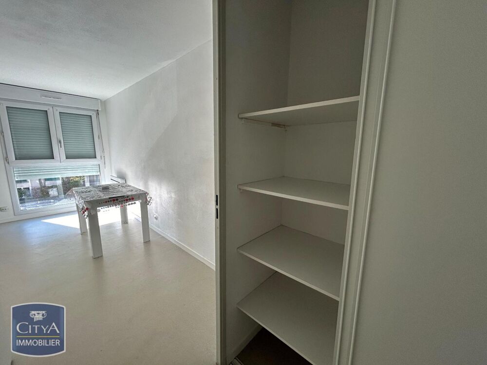 Patton - À LOUER - STUDIO MEUBLE Appartement T1 meublé s....