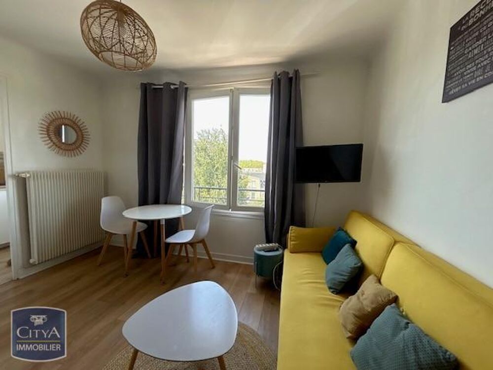 À LOUER : Appartement ancien T1 situé à Corbeil-Essonnes....