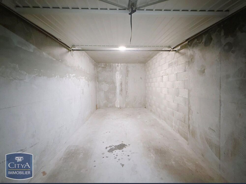 location Parking / Garage Villeurbanne (69100)