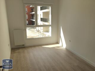  Appartement à louer 3 pièces 67 m²