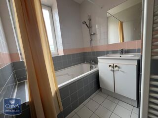  Appartement à louer 3 pièces 59 m²