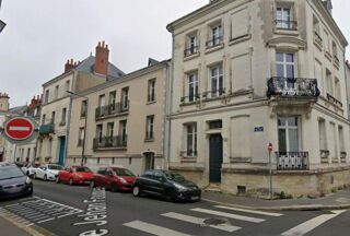  Appartement à louer 4 pièces 81 m²