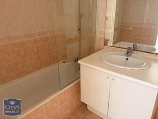  Appartement à louer 3 pièces 67 m²
