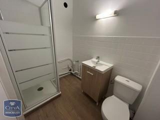  Appartement à louer 1 pièce 33 m²