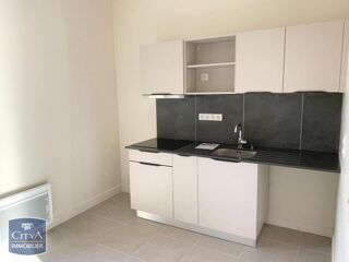  Appartement à louer 3 pièces 78 m²