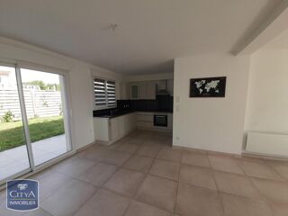  Maison à louer 4 pièces 83 m² Fagnieres