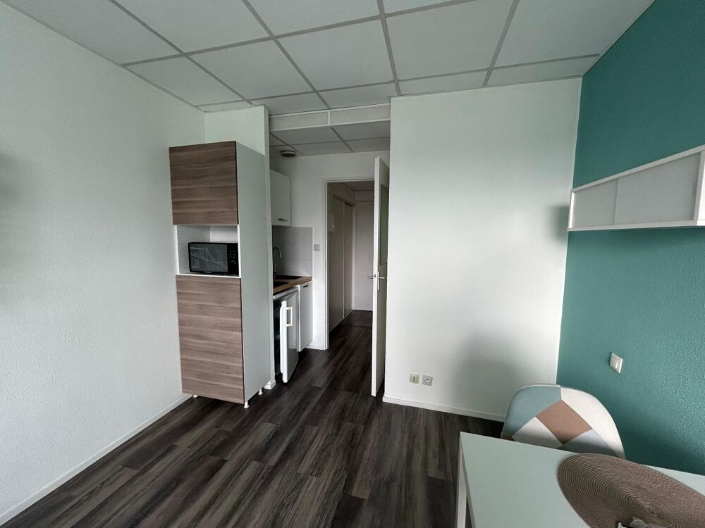 Centre Ville - À LOUER : Appartement T1 situé dans le qu....