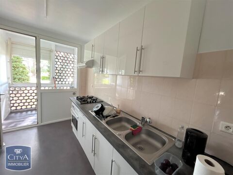   Location Appartement Appartement - 4 pièce(s) - 75 m²