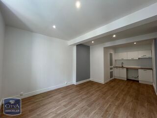  Appartement à louer 2 pièces 33 m²