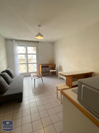  Appartement à louer 1 pièce 20 m²