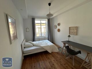  Appartement à louer 2 pièces 33 m²