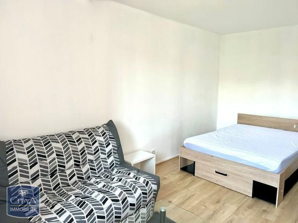 À LOUER : Découvrez cet appartement MEUBLE + une place d....