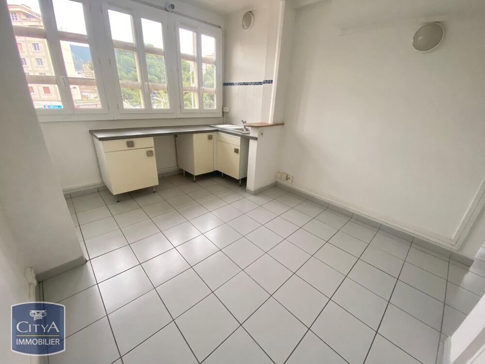 location Appartement - 2 pièce(s) - 30 m² Toulon (83000)
