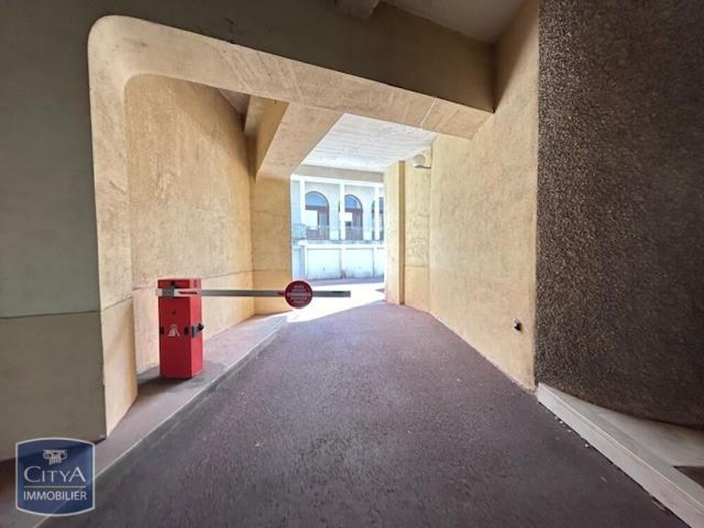 location Parking / Garage Poitiers (86000)