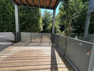  Appartement à louer 3 pièces 81 m²
