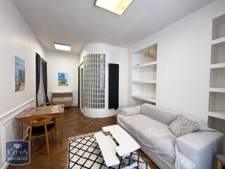  Appartement à louer 2 pièces 45 m²