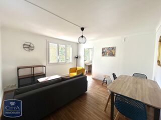  Appartement à louer 4 pièces 69 m²