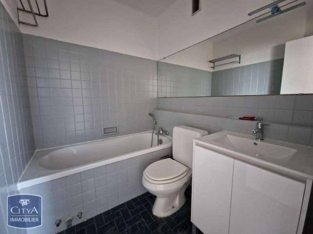 location Appartement - 2 pièce(s) - 38 m² Fréjus (83600)