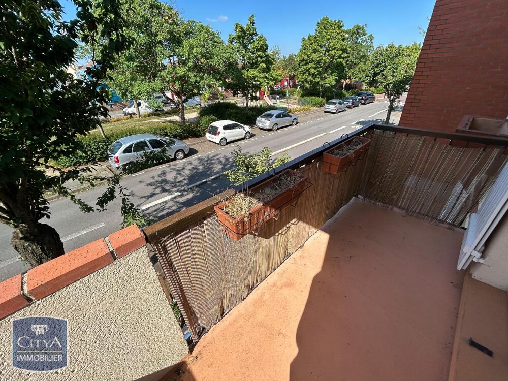 À LOUER : Appartement T3 situé à Voisins-le-Bretonneux, ....