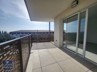  Appartement à louer 3 pièces 64 m²