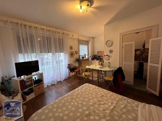  Appartement à louer 1 pièce 28 m²