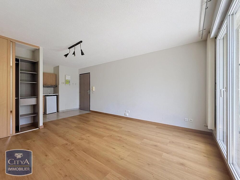 location Appartement - 1 pièce(s) - 23 m² Lyon 8