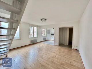  Appartement à louer 4 pièces 65 m²