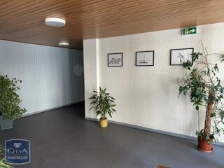  Appartement à louer 4 pièces 83 m²