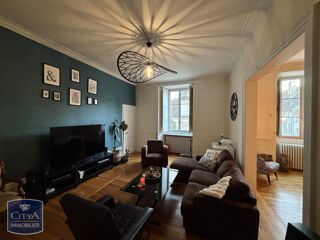  Appartement à louer 8 pièces 234 m²