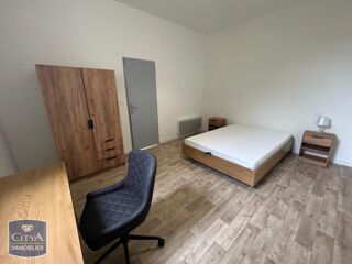  Appartement à louer 4 pièces 93 m²