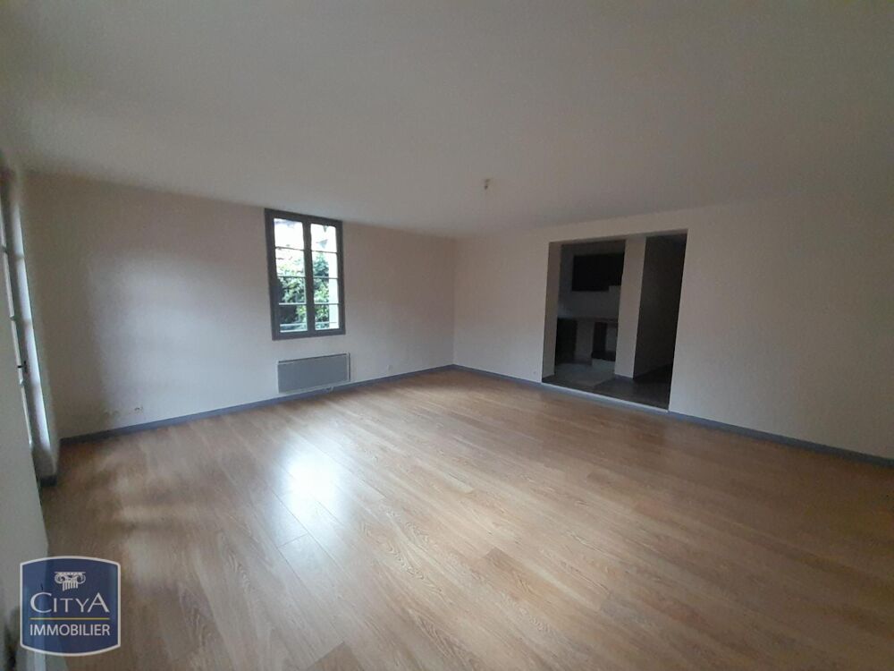 À LOUER : Appartement T3 situé à Tulle, dans le départem....