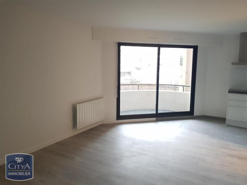 location Appartement - 1 pièce(s) - 34 m² Lyon 8