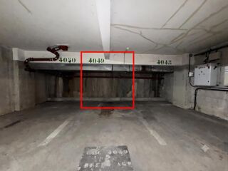  Parking / Garage à louer 12 m²
