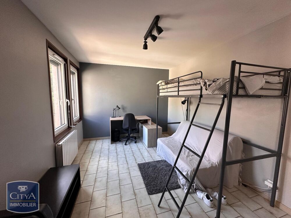 À LOUER : Appartement rénové T1 pré équipé situé dans le....