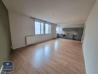 Appartement à louer 4 pièces 93 m²