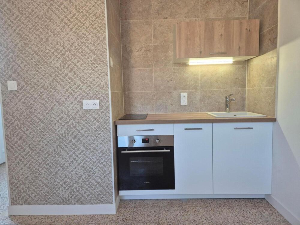 location Appartement - 1 pièce(s) - 28 m² Varennes-lès-Mâcon (71000)