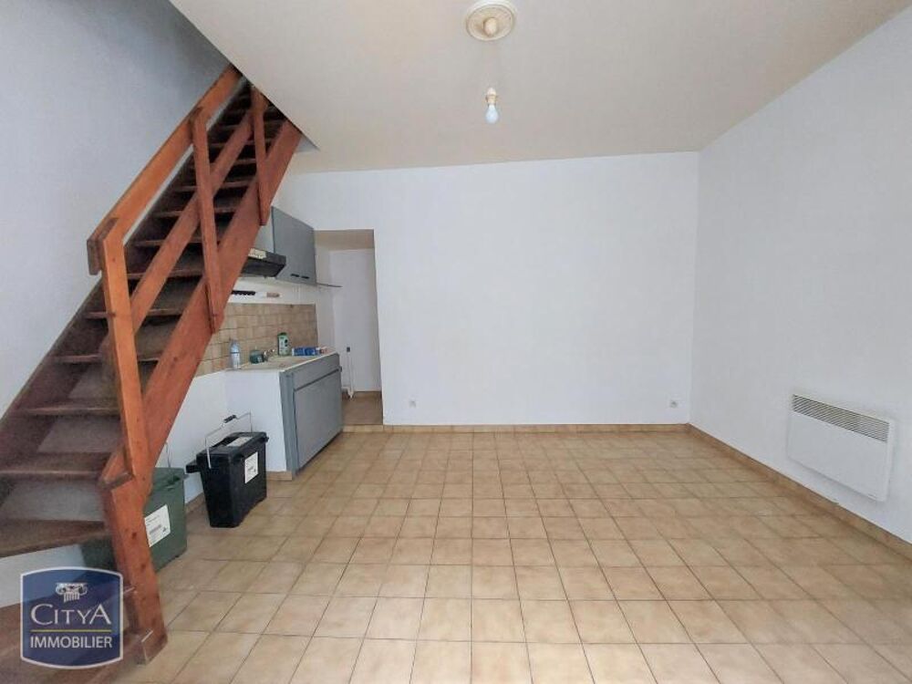 À LOUER : Appartement T2 en duplex situé dans la charman....
