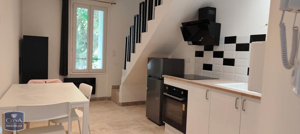 LOCATION - STUDIO - BAGNOLS SUR CEZE - RENOVE - MEUBLE :....