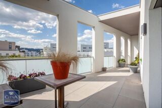  Appartement � louer 5 pi�ces 101 m�