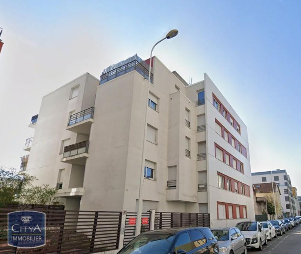 location Appartement - 5 pièce(s) - 113 m² Lyon 8