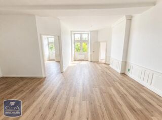  Appartement à louer 3 pièces 74 m²
