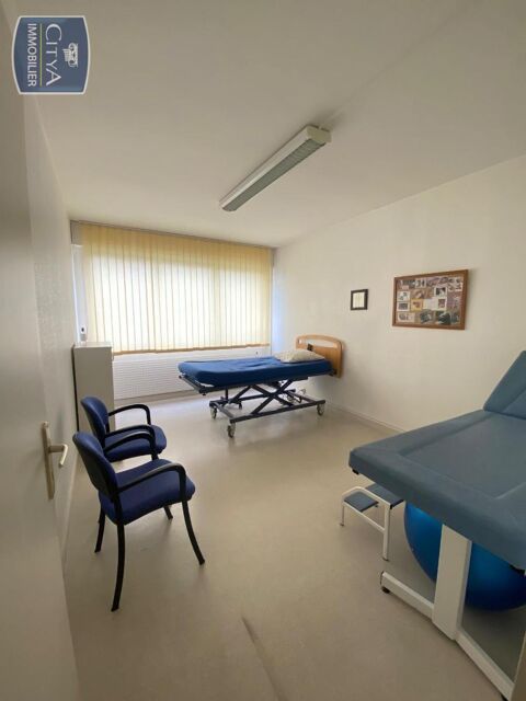 Ancienne Archette, local commercial au rdc avec parki... 750 45160 Olivet