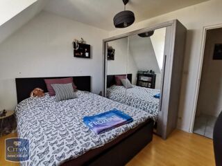  Appartement à louer 4 pièces 84 m²