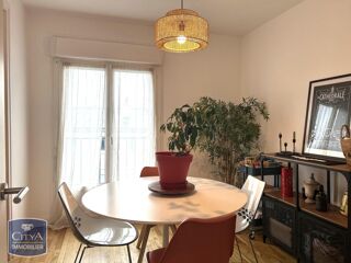  Appartement à louer 3 pièces 65 m²