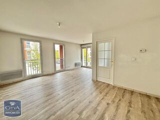  Appartement à louer 3 pièces 65 m²