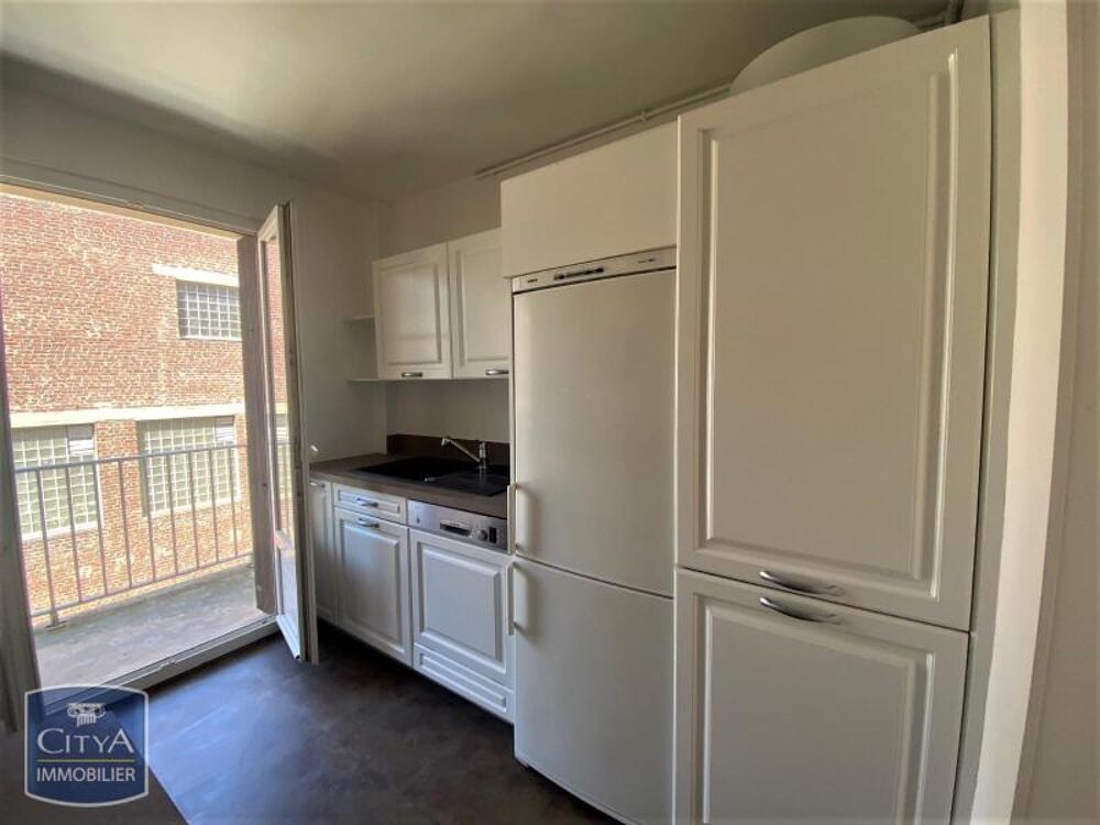 EXCLUSIVITÉ - APPARTEMENT 3 PIÈCES AVEC BALCON En locati....