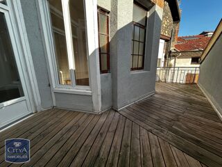  Appartement à louer 4 pièces 90 m²