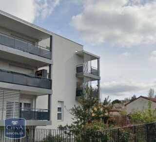  Parking / Garage � louer 